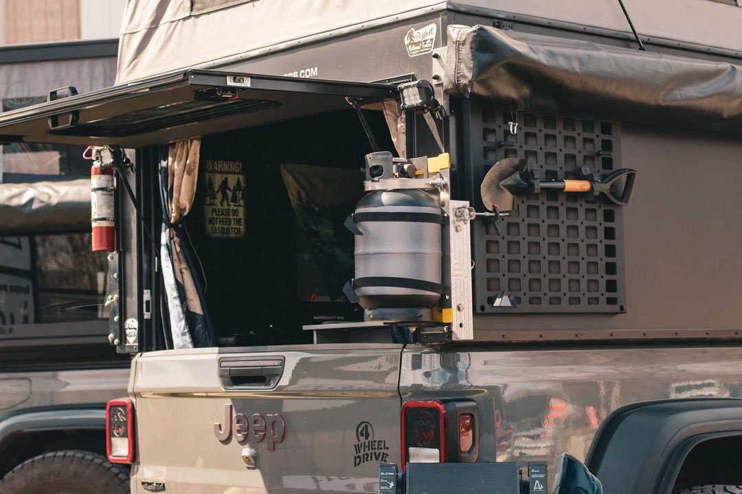 OV-X 5.0 truck topper camper