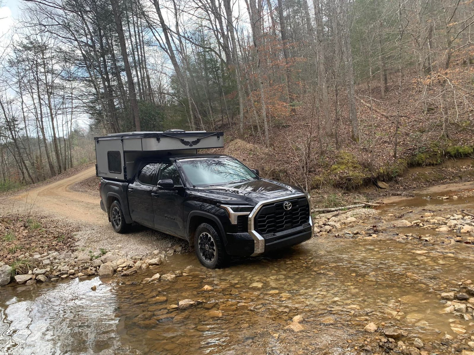 OV-X 8.0 truck topper camper